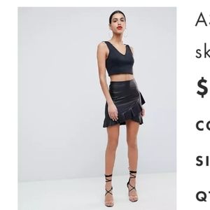 ASOS stretch pleather skirt🖤